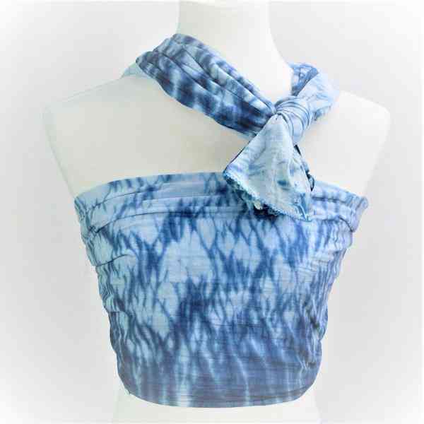 Ripple Indigo Dyed Long Scarf – Elegant Wrap
Ripple Indigo Dyed Long Scarf – Elegant Wrap