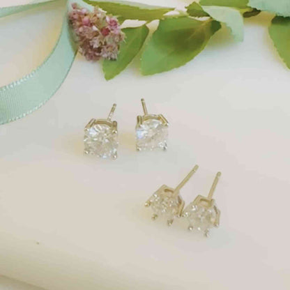 Excellent Cut Moissanite Stud Earrings
